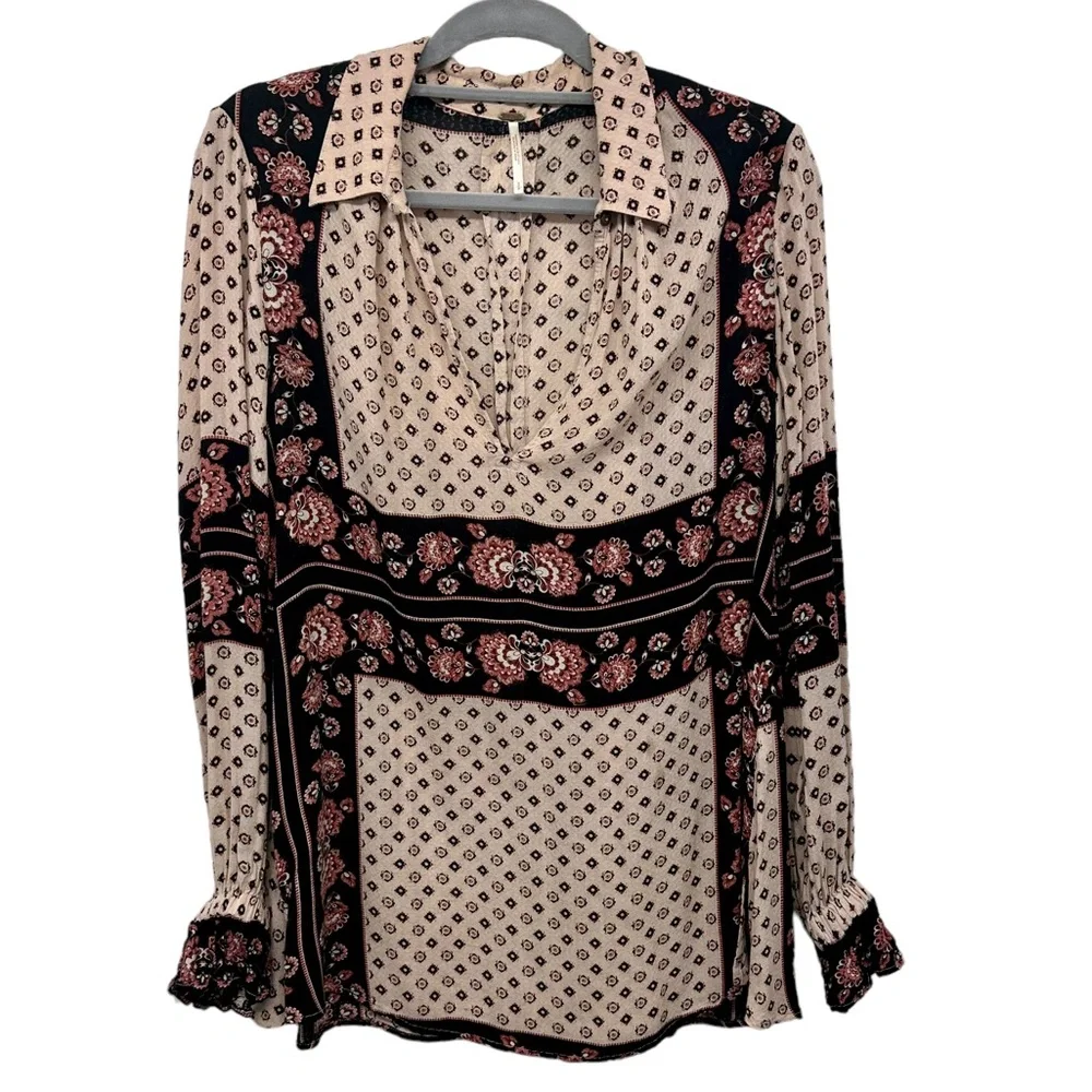 FREE PEOPLE Blouse Small Long Sleeve Keyhole Lightweight Boho Tunic Aztec Blk/Cr